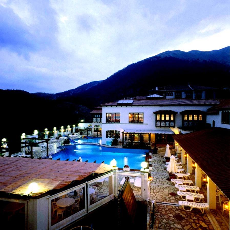 Hotel Spa Montana 卡尔派尼西翁 外观 照片