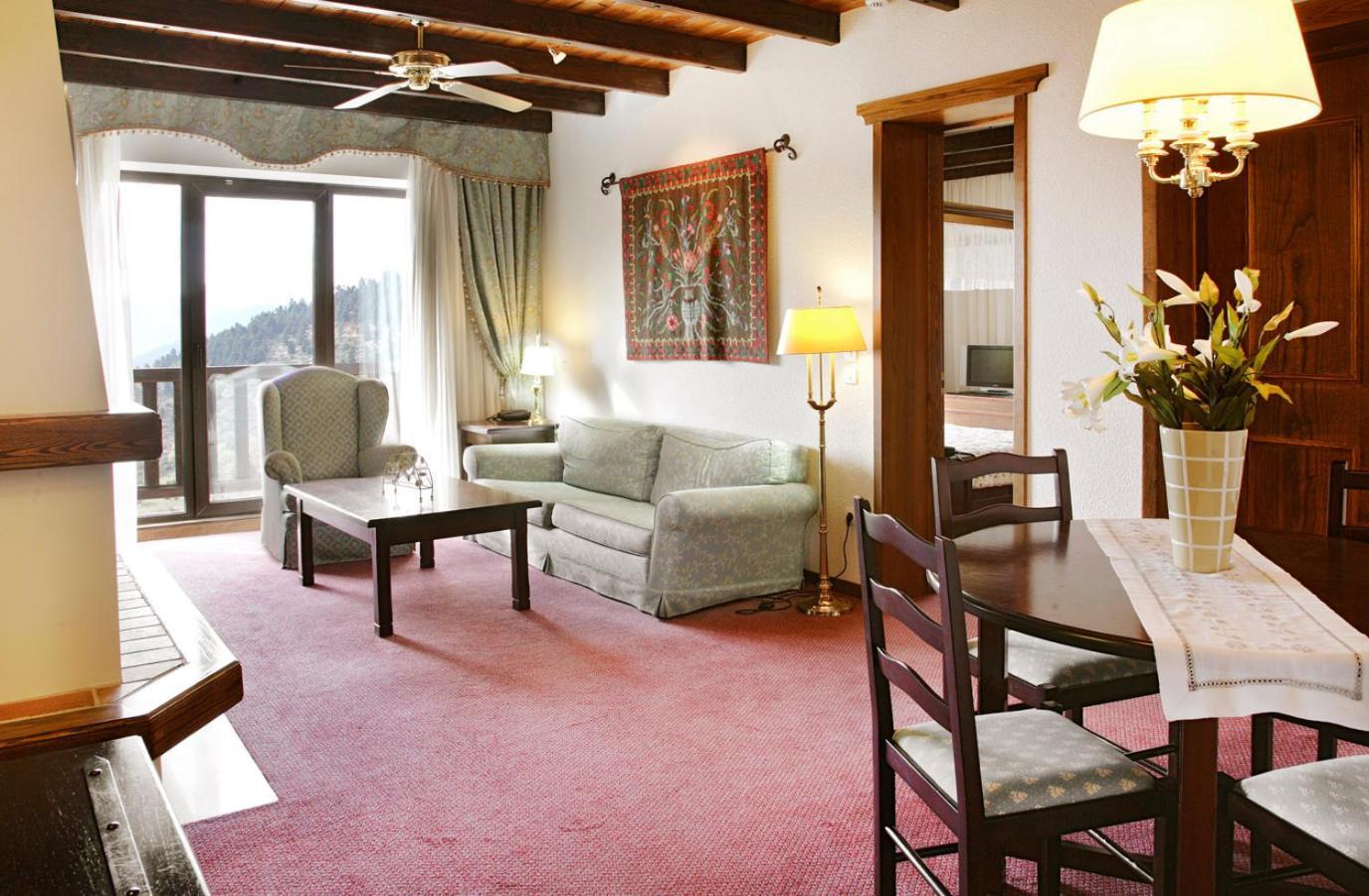 Hotel Spa Montana 卡尔派尼西翁 外观 照片